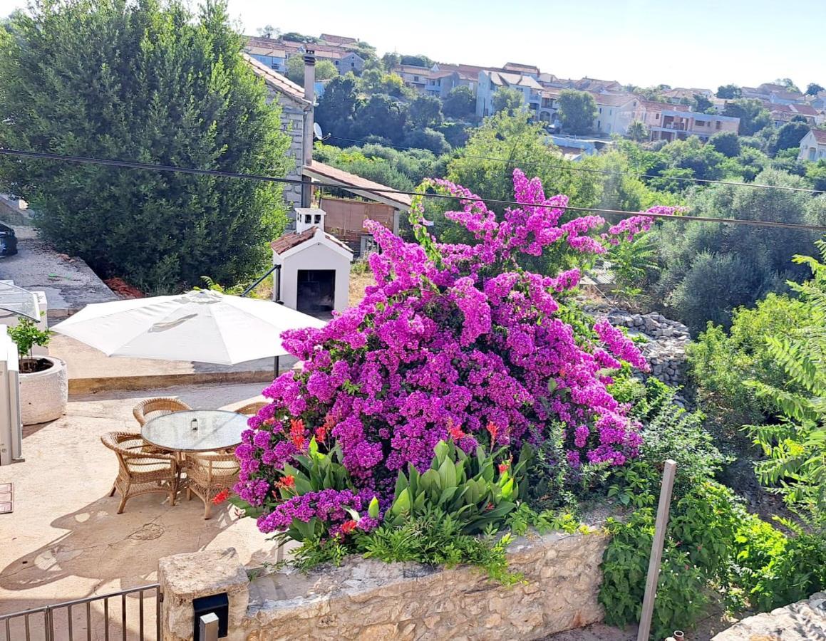 Villa Kana - Mediterranean Holiday Home 萨利 外观 照片